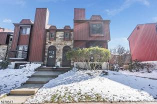 10 schindler sq. hackettstown nj 07840  new jersey new homes for sale